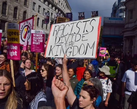 UK Battles 'Struggle of Modern History' After Extremist Rally, Says Keir Starmer