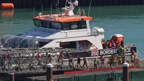 Pioneering UK Legal Challenge Submitted Against Migrant Return Scheme